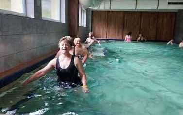 Uczestnicy Klubu Seniora ponownie wybrali się na basen - Geotermia. 6