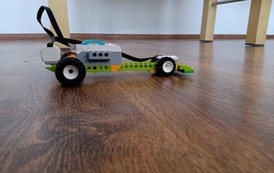 Pierwsze efekty sobotnich warsztat&oacute;w z robotyki, programowania i kodowania. 7