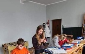 W związku z remontem świetlicy w Wilczewie uczestnicy projektu z Wilczewa i Pierzchowic korzystają ze świetlicy wiejskiej w Pierzchowicach. 5
